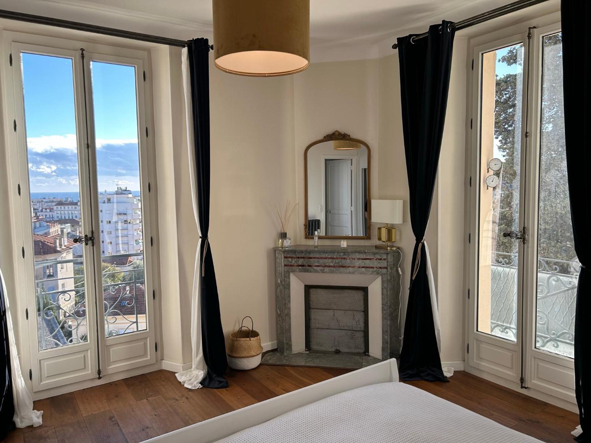 Spacieux Proche Palais Festival Appartement Cannes